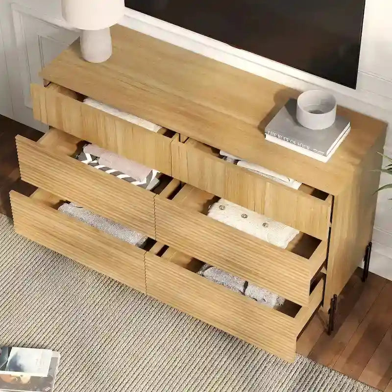 Ensemble de 4 meubles de chambre à coucher - Commode à 6 tiroirs cannelés, buffet et 2 tables de chevet avec station de recharge, chêne