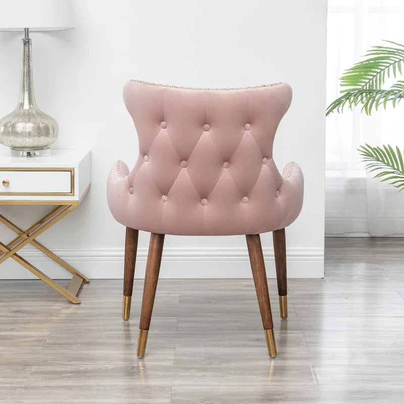 Fauteuil d'appoint rose moderne 23 en polyester, avec pieds en bois d'hévéa massif et clous décoratifs