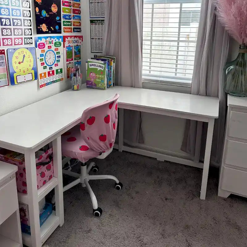 Bureau d'angle pour enfants avec étagères